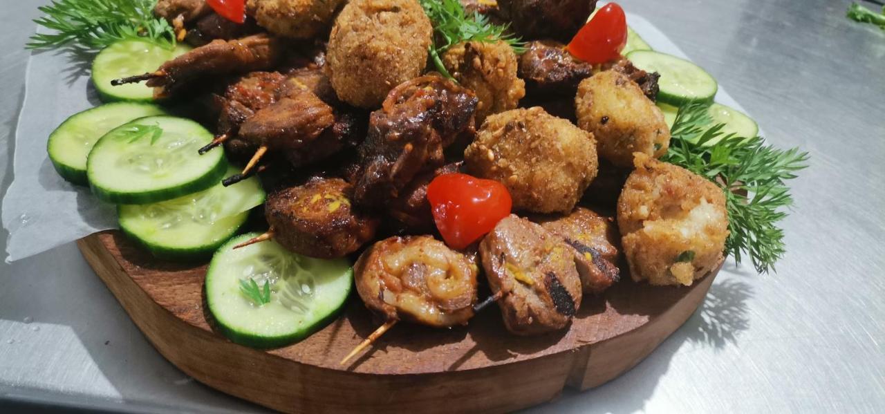Etotongwe Lodge 아웃조 외부 사진