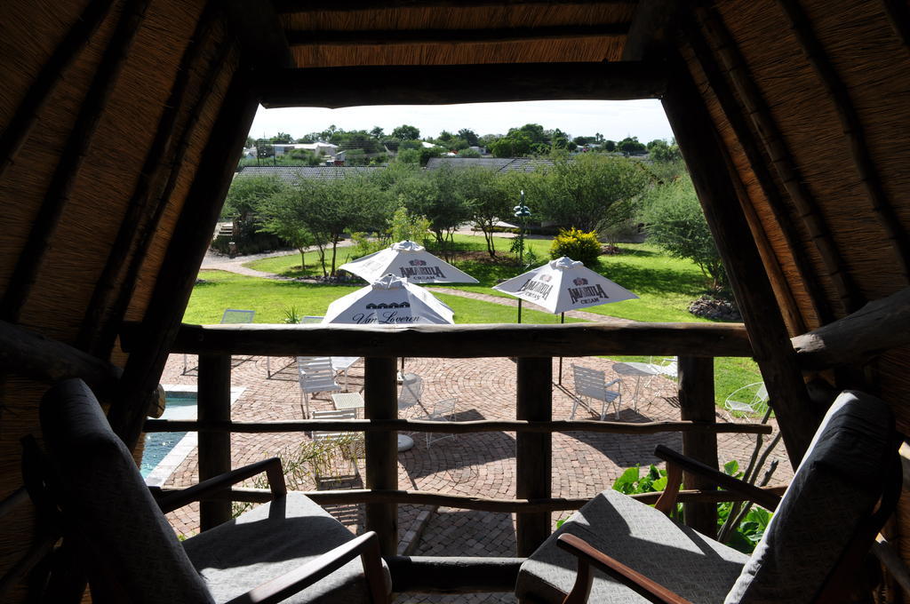 Etotongwe Lodge 아웃조 외부 사진