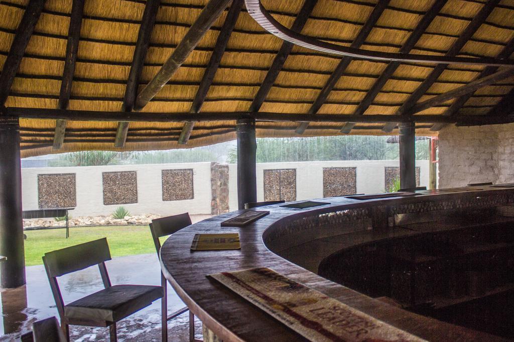Etotongwe Lodge 아웃조 외부 사진