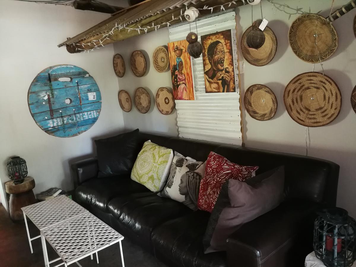 Etotongwe Lodge 아웃조 외부 사진
