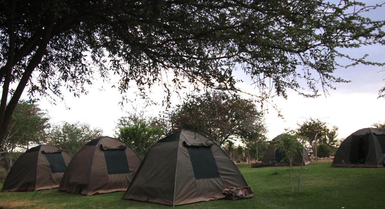 Etotongwe Lodge 아웃조 외부 사진